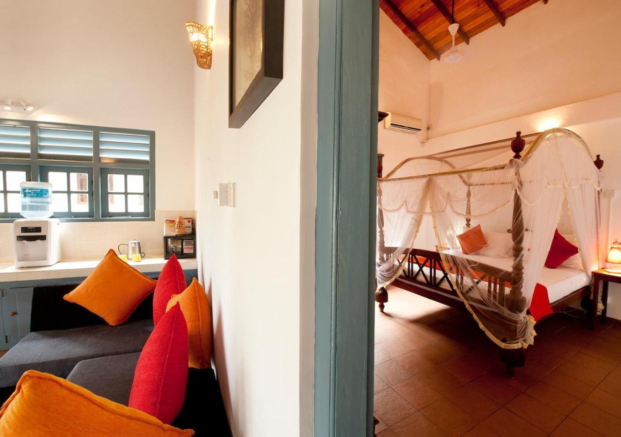 Isle Of Thalpe Bed & Breakfast Unawatuna Bagian luar foto