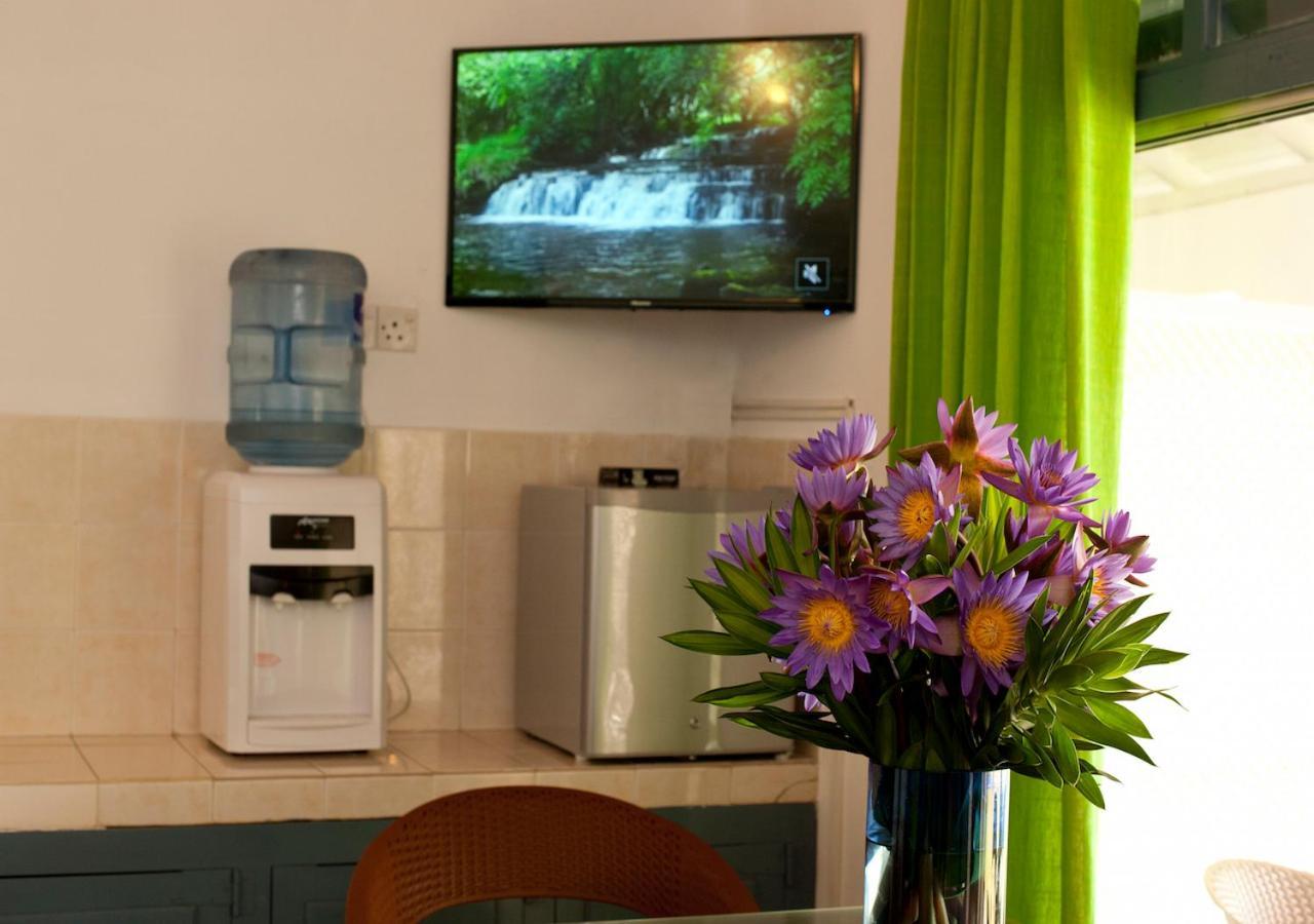 Isle Of Thalpe Bed & Breakfast Unawatuna Bagian luar foto
