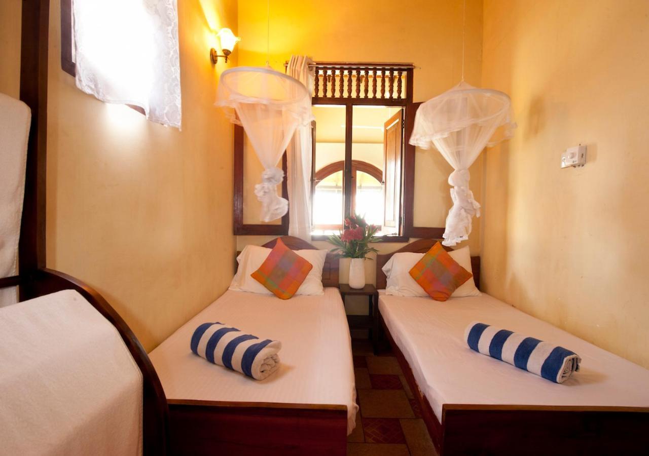 Isle Of Thalpe Bed & Breakfast Unawatuna Bagian luar foto