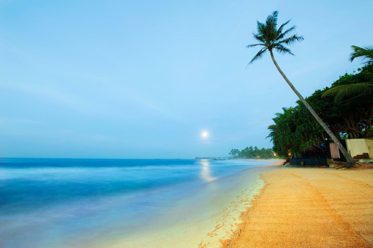 Isle Of Thalpe Bed & Breakfast Unawatuna Bagian luar foto